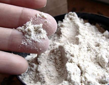 diatomaceous earth powder